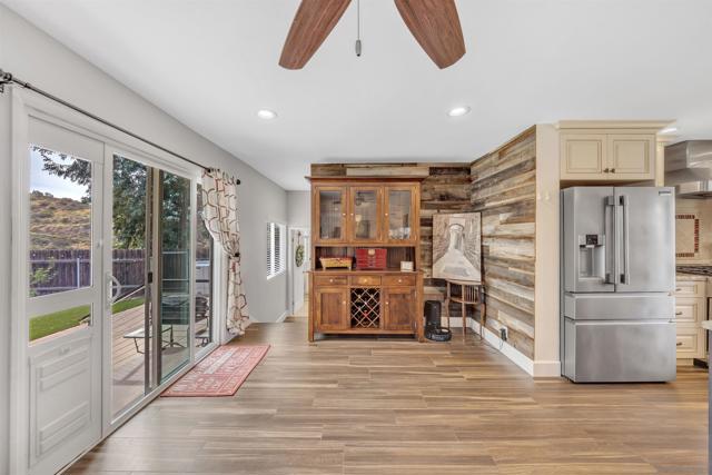 12845 Golden Way, Poway CA: https://media.crmls.org/mediaz/fe76e9a9-db7d-430f-b845-483c335e6d05.jpg