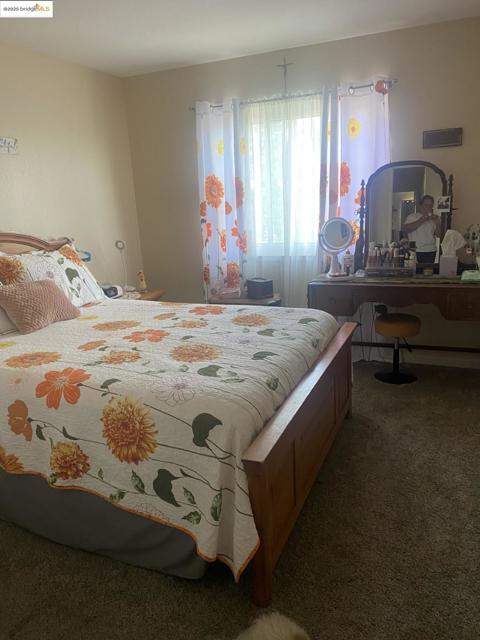 29 Palm Beach Way, Antioch CA: https://media.crmls.org/mediaz/fe7749bb-ec4a-41ae-97ff-e298151a2a1a.jpg