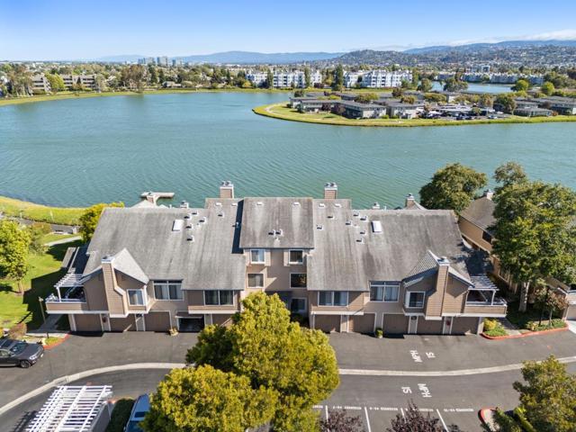 2309 Vista Del Mar, San Mateo CA: https://media.crmls.org/mediaz/fe77b0e6-8d49-4806-84e3-bd804821f979.jpg