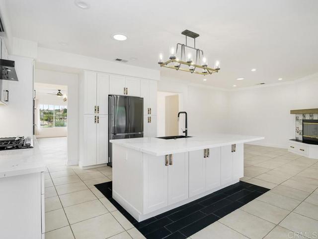 Detail Gallery Image 11 of 54 For 2144 Knollwood Ave, Fallbrook,  CA 92028 - 3 Beds | 3 Baths