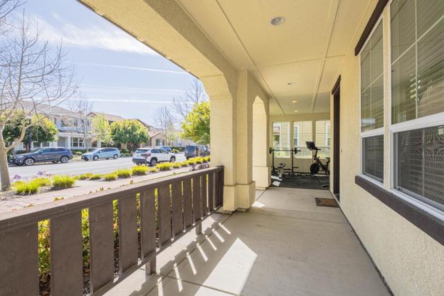 13713 Sherman Boulevard, Marina CA: https://media.crmls.org/mediaz/fe797a96-e3c2-45f3-9b77-84b26e3977c5.jpg