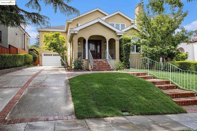 1415 Vancouver Ave, Burlingame CA: https://media.crmls.org/mediaz/fe79d7c6-c742-4d30-a694-ca7e1cbb0ad7.jpg