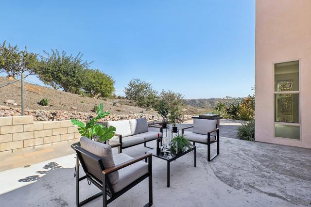 5970 Shaw Lopez Row, San Diego CA: https://media.crmls.org/mediaz/fe7ad441-8f39-4d84-a22e-6d402724965f.jpg