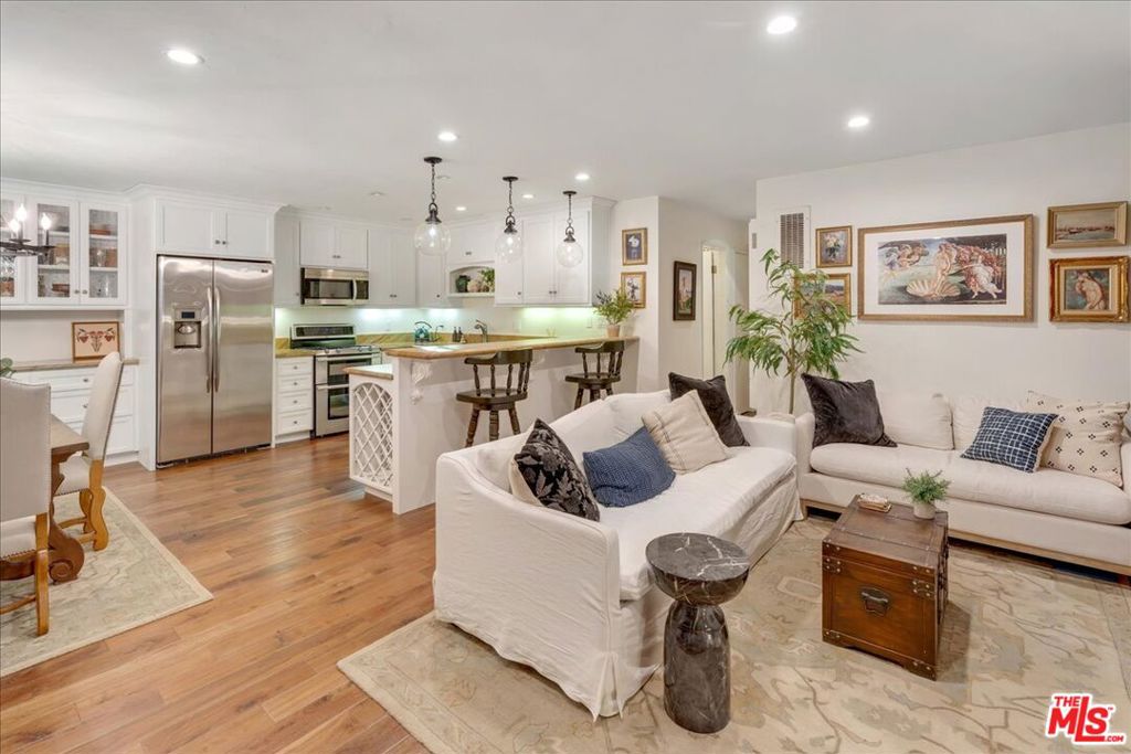 1021 Hill Street 3, Santa Monica, CA 90405