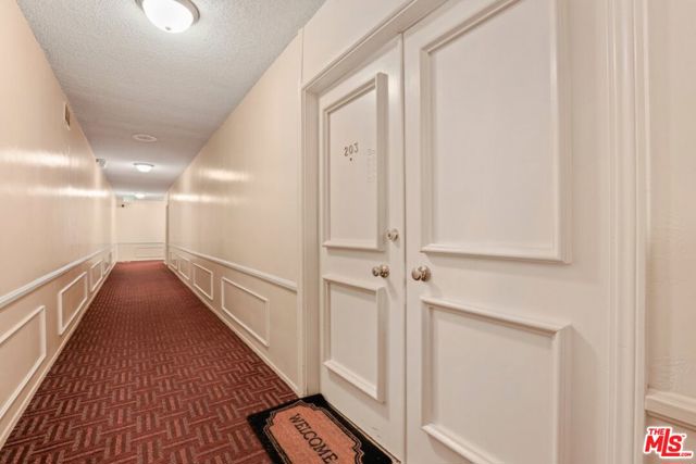 5625 SUMNER Way, 203 photo 6