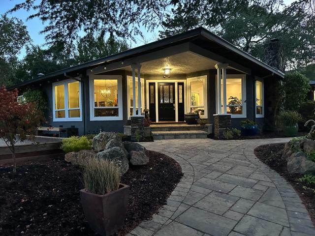 6641 Leyland Park Drive, San Jose CA: https://media.crmls.org/mediaz/fe7ba426-eedb-4d3b-a335-78f1c21f21d0.jpg