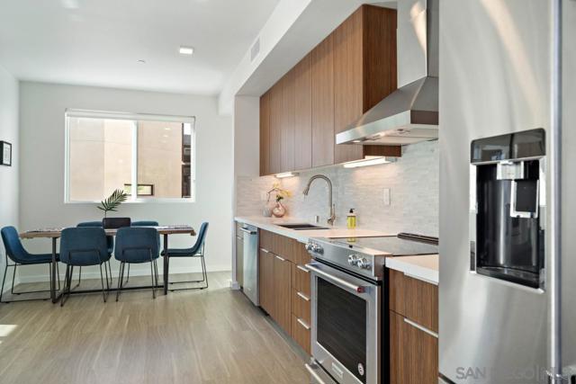 2891 B Streeet, San Diego CA: https://media.crmls.org/mediaz/fe7cd302-9bf4-44d4-8436-4fae96b79f43.jpg