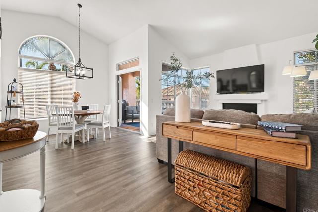 Detail Gallery Image 12 of 60 For 3575 Cameo Dr #45,  Oceanside,  CA 92056 - 3 Beds | 2 Baths