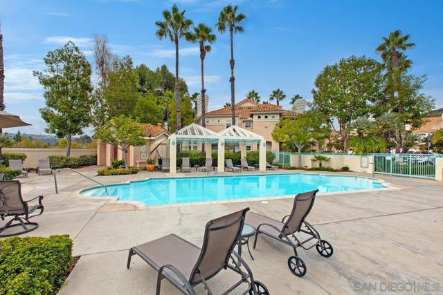 12646 Springbrook Dr, San Diego CA: https://media.crmls.org/mediaz/fe7e0b84-c4ed-41f9-8826-49fd911a66e8.jpg
