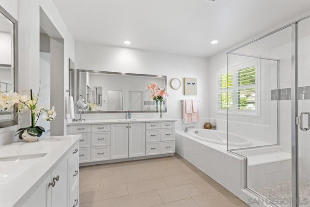 1217 Stockton Pl, Escondido CA: https://media.crmls.org/mediaz/fe7e16de-d9e0-4b5f-aa5b-0d982752b400.jpg