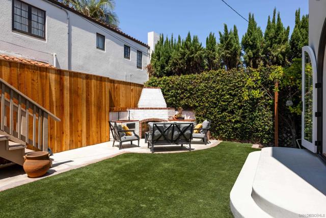 4374 Adams Ave, San Diego CA: https://media.crmls.org/mediaz/fe7ece93-e85d-4a2c-b098-48a62dbdec0f.jpg