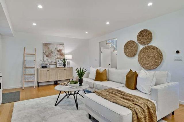269 Bush Street, Mountain View CA: https://media.crmls.org/mediaz/fe7f0a9f-ebf9-4515-86ec-cb76170b7576.jpg