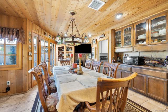Image 19 of 44 For 11608 Vernette Dr