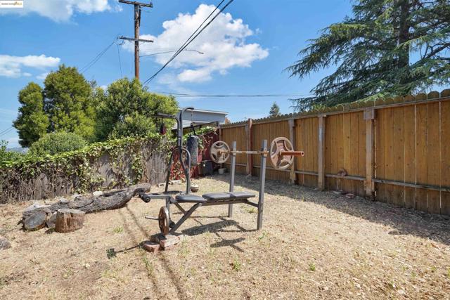 120 Sunset Ave, Vallejo CA: https://media.crmls.org/mediaz/fe8031bc-6fb3-46f1-97cc-d6a41ffeefdc.jpg