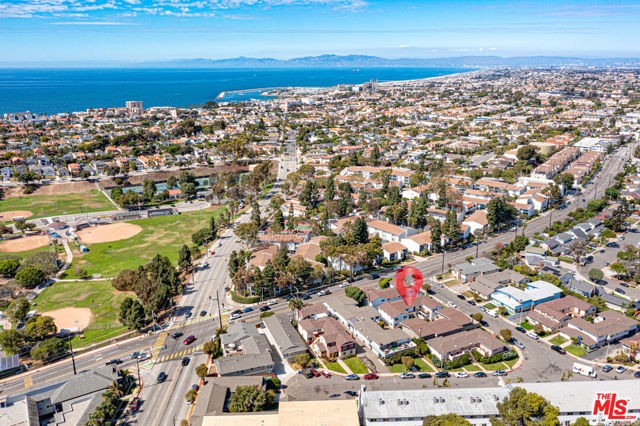 1102 Barbara Street, Redondo Beach, California 90277, ,Residential Income,Sold,Barbara,25620443 1102 Barbara Street, Redondo Beach, California 90277, ,Residential Income,Sold,Barbara,25620443