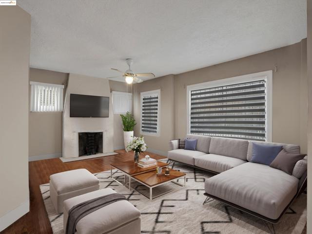 8127 Hillside St, Oakland CA: https://media.crmls.org/mediaz/fe80bd45-ddc2-4459-8034-2caef964dcda.jpg