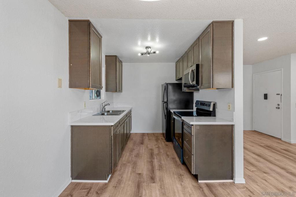 11175 Kelowna Rd - photo 10