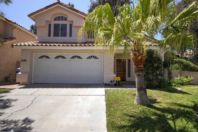 Detail Gallery Image 3 of 44 For 1688 Crystal Ridge Ct, Vista,  CA 92081 - 4 Beds | 2/1 Baths