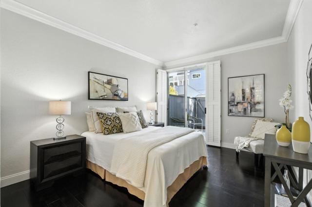 425 Cork Harbour Circle,  CA: https://media.crmls.org/mediaz/fe823a4a-f3ea-4ffa-a7d7-26acd8598808.jpg