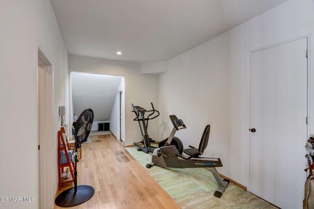 7 Bell Canyon Road, Bell Canyon CA: https://media.crmls.org/mediaz/fe827e95-bdf9-45f2-9949-a94b4455d2a4.jpg