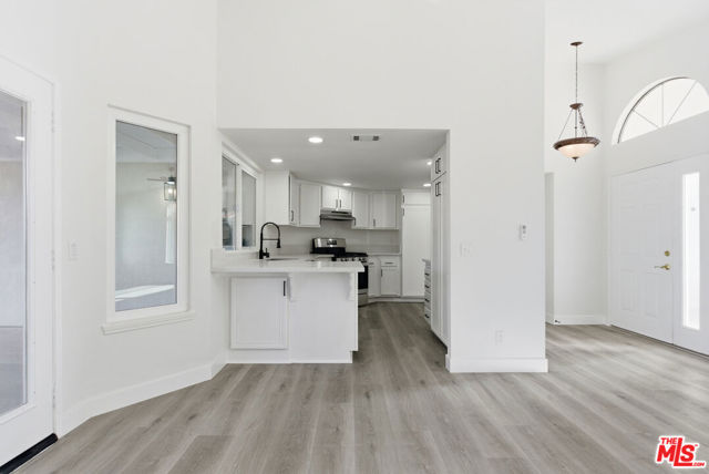 3531 Southview Court, Palmdale CA: https://media.crmls.org/mediaz/fe836372-ab6a-445f-a6f0-fddf3f55618f.jpg