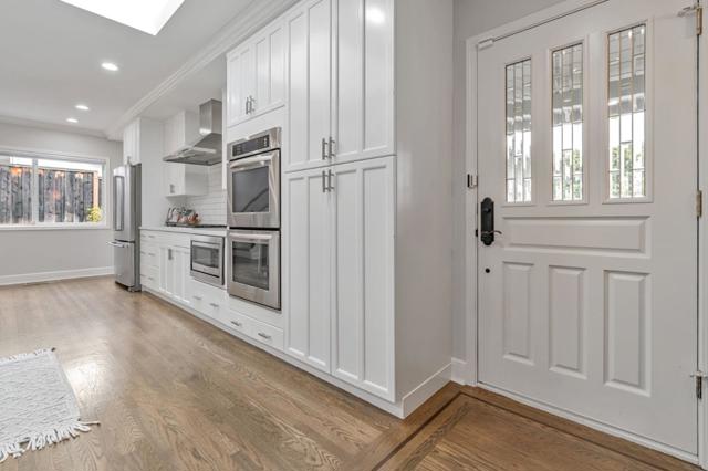 932 Pleasant Hill Road, Redwood City CA: https://media.crmls.org/mediaz/fe836bd2-e19a-42f4-9e37-d0c8745290ed.jpg