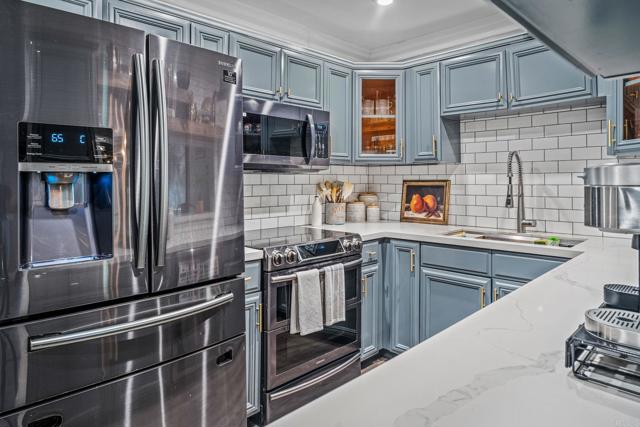 Detail Gallery Image 10 of 22 For 566 Telegraph Canyon Rd a,  Chula Vista,  CA 91910 - 3 Beds | 2 Baths