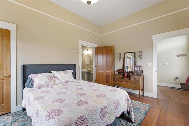 1258 San Andreas Road, Watsonville CA: https://media.crmls.org/mediaz/fe84e1ab-94c8-493d-be68-afd1f7a432e3.jpg