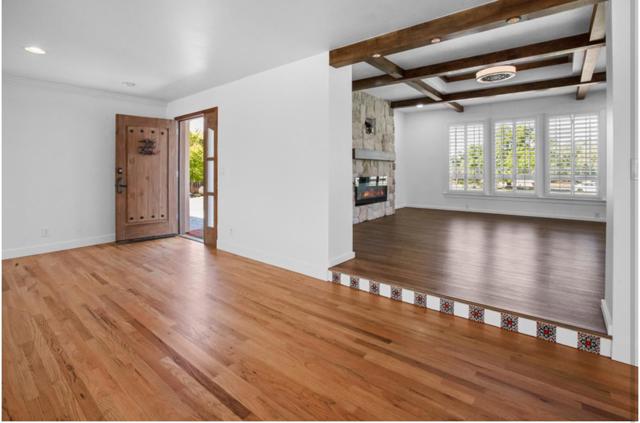 5852 Olive Ranch Road, Granite Bay CA: https://media.crmls.org/mediaz/fe850438-66b6-4e53-96d2-99780a88a976.jpg