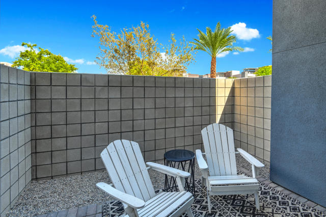 GUEST BEDROOM PATIO