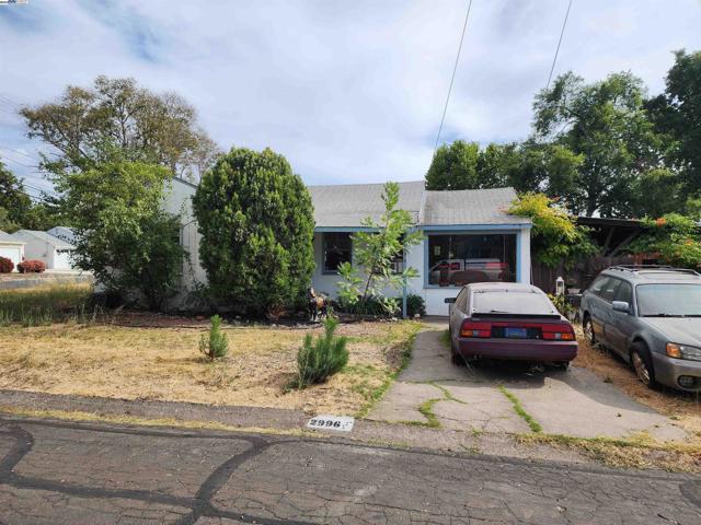 2996 Prospect St, Concord CA: https://media.crmls.org/mediaz/fe85f768-488c-4d65-be63-131a72da4852.jpg