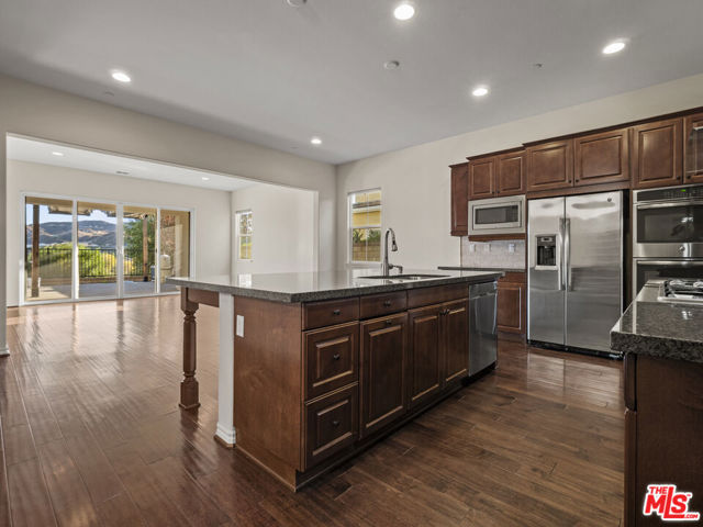 26420 Township Street, Santa Clarita CA: https://media.crmls.org/mediaz/fe8605a4-a505-48c5-afcf-17b619d6b80b.jpg