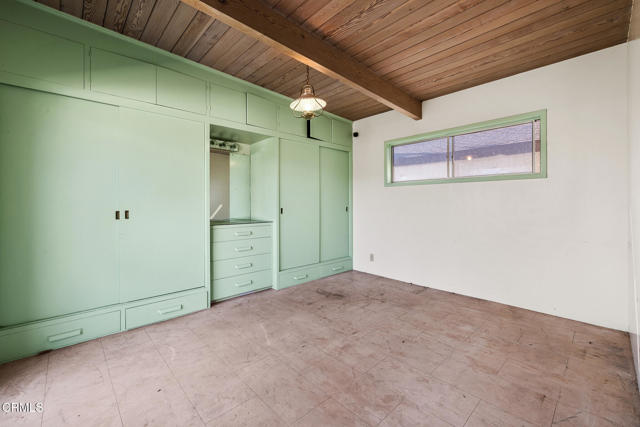 Detail Gallery Image 9 of 15 For 630 W Roderick Ave, Oxnard,  CA 93030 - 3 Beds | 2 Baths
