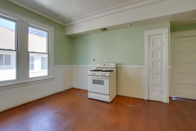 Image 22 of 49 For 541 Vine Street