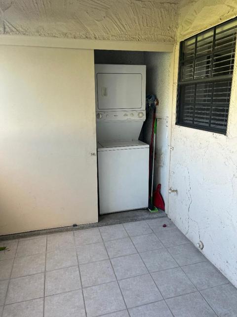 5300 E Waverly Drive, Palm Springs CA: https://media.crmls.org/mediaz/fe89b375-57b2-4431-8f4b-37b505ee1a27.jpg