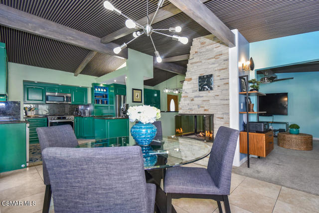 7761 Balcom Avenue, Reseda CA: https://media.crmls.org/mediaz/fe8a817d-5b48-46a7-a25b-ec8290bfad02.jpg