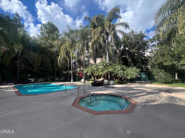 Detail Gallery Image 14 of 14 For 4201 via Marisol #330,  Los Angeles,  CA 90042 - 2 Beds | 2 Baths