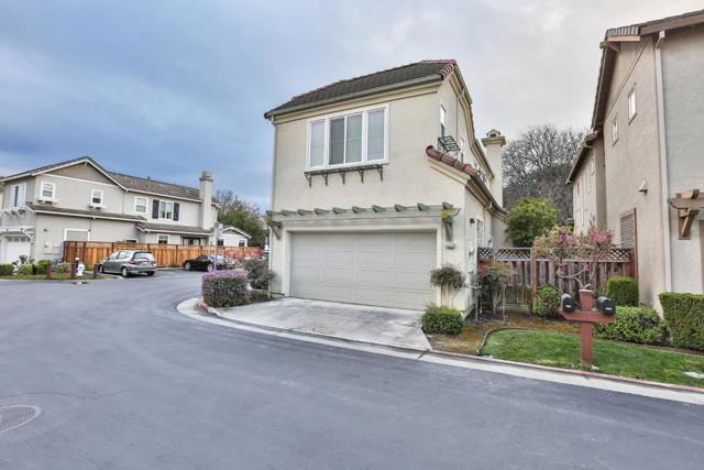 1051 W Iowa Avenue, Sunnyvale CA: https://media.crmls.org/mediaz/fe8aa66d-a77a-4110-9409-688fe34bb076.jpg