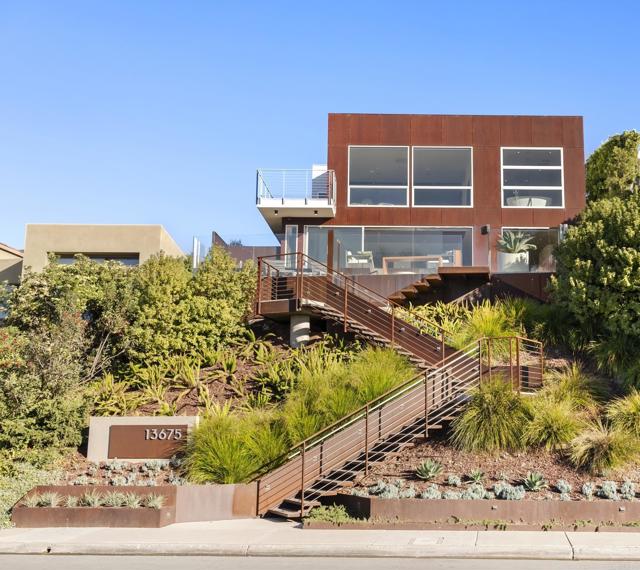13675 Pine Needles Dr., Del Mar CA: https://media.crmls.org/mediaz/fe8b9c98-35f6-49be-be88-0a2884d2cdfc.jpg