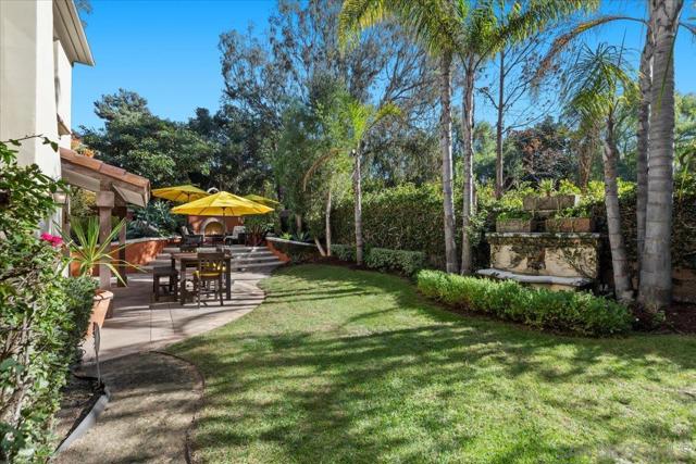 515 Verbena Ct, Encinitas CA: https://media.crmls.org/mediaz/fe8ba9d6-b4fb-41e6-990d-17660d600821.jpg