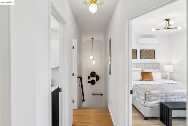 904 41st St, Oakland CA: https://media.crmls.org/mediaz/fe8c6bc5-46f5-405d-a6ea-196e45c706c3.jpg