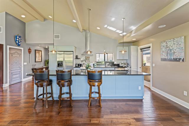 Detail Gallery Image 3 of 43 For 32688 Taspa Ct, Pauma Valley,  CA 92061 - 3 Beds | 3 Baths