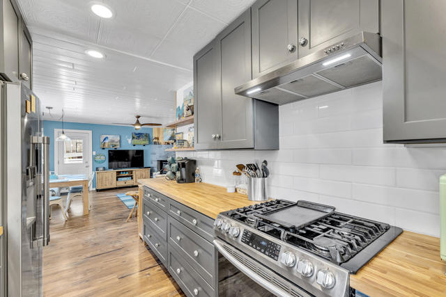 53125 Overlook Drive, Idyllwild CA: https://media.crmls.org/mediaz/fe8ce007-4365-41cc-a7be-216ff4ca82ee.jpg