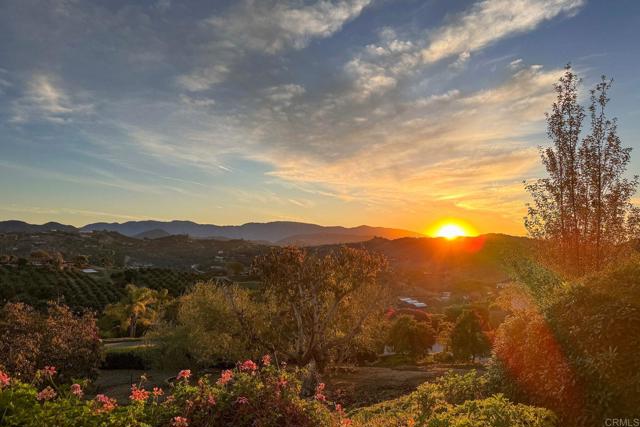 Detail Gallery Image 47 of 72 For 2644 Dos Lomas, Fallbrook,  CA 92028 - 4 Beds | 5/1 Baths