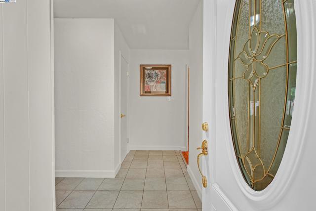 26623 ELDRIDGE AVE, Hayward CA: https://media.crmls.org/mediaz/fe8db6ec-0244-47be-925d-9e9d668c3fb4.jpg