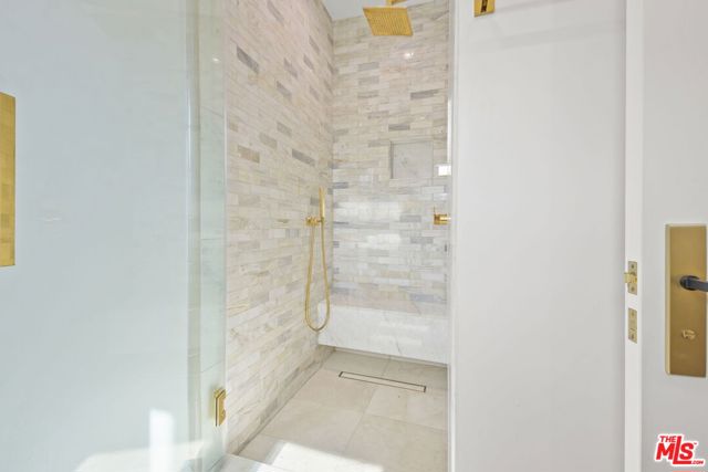 1153 S Clark Drive, Los Angeles CA: https://media.crmls.org/mediaz/fe8eaf5e-a513-49b4-aa21-a381c47563bd.jpg