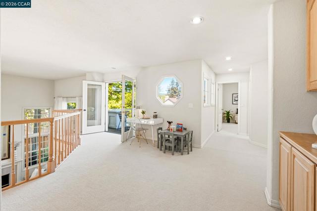 Image 26 of 54 For 121 Rassani Dr