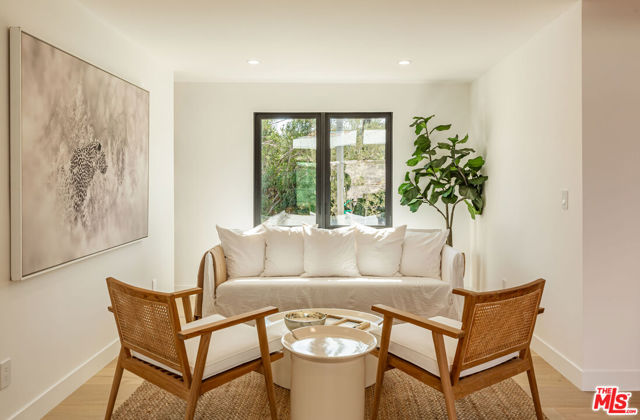 5259 Lewis Road, Agoura Hills CA: https://media.crmls.org/mediaz/fe90b9b8-fce7-49fb-a406-892a62d88948.jpg