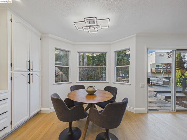 Image 28 of 60 For 2392 Austin Ct