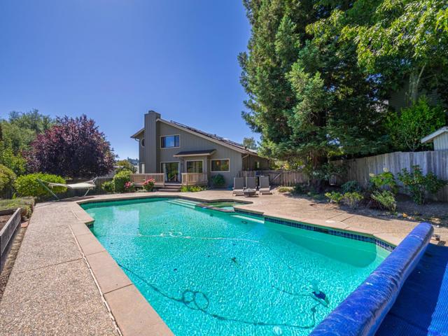 14 Sageland Court, Scotts Valley CA: https://media.crmls.org/mediaz/fe9281e9-d89e-4de6-809e-11b1f9b64c1f.jpg